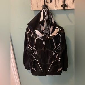 Black panther kids hoodie, size 7.